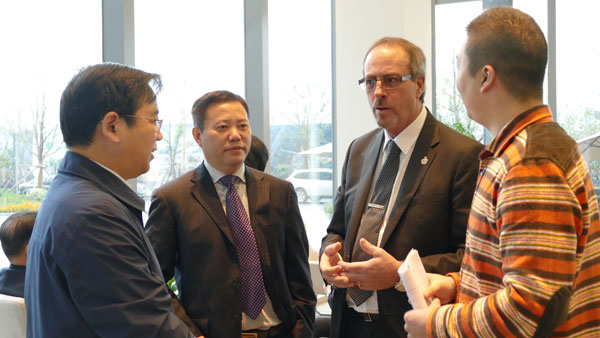 集團(tuán)公司和智慧綠城共同舉辦加拿大查塔姆-肯特市和寧波兩地經(jīng)濟(jì)交流會